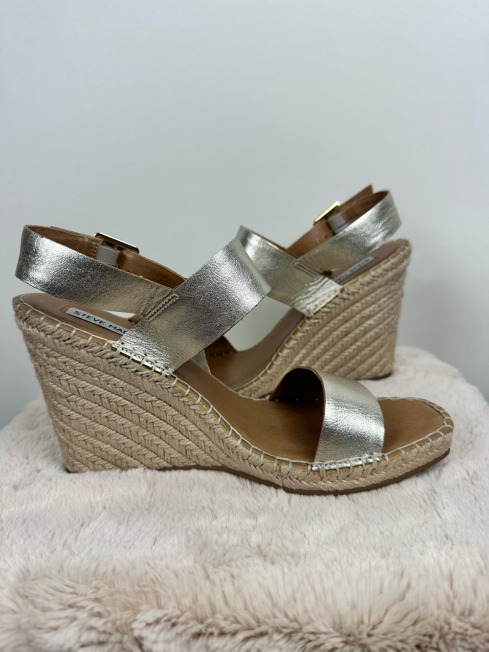 Steve Madden Gold Espadrille Wedge Sandals Leather Platform Ankle Strap Size 10 - Picture 6 of 13